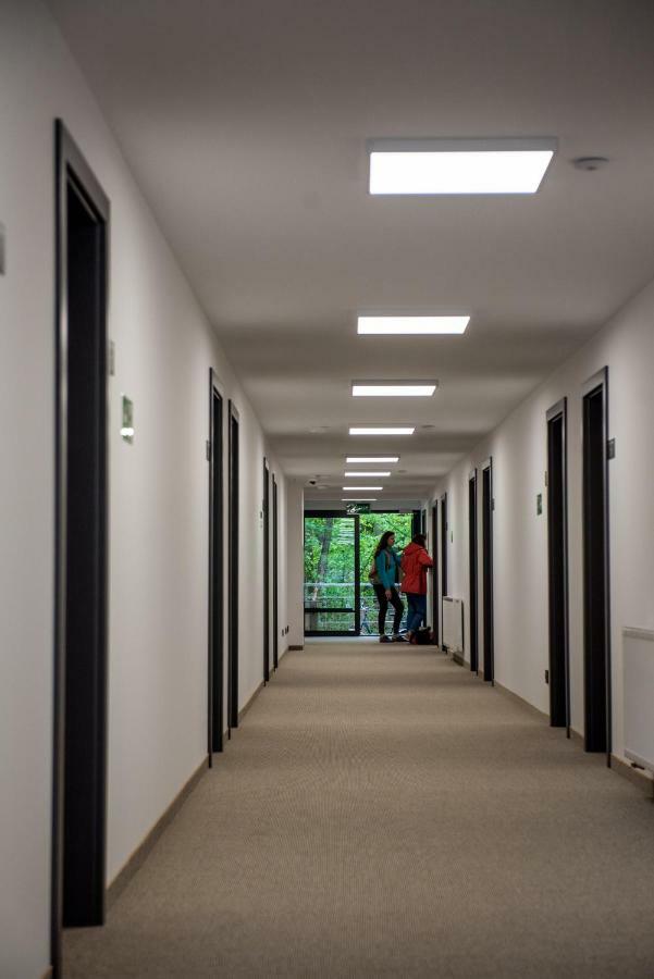 Sport Rooms Spała Eksteriør billede