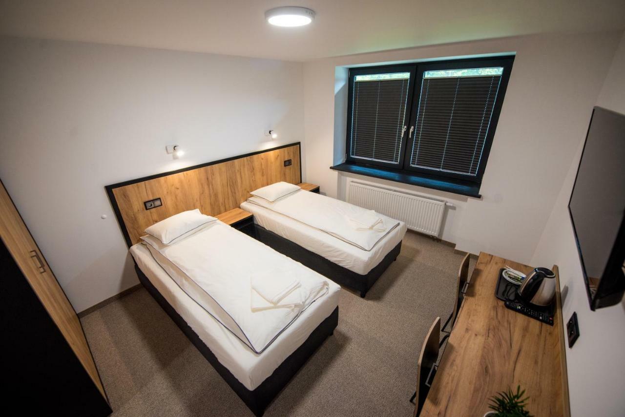 Sport Rooms Spała Eksteriør billede