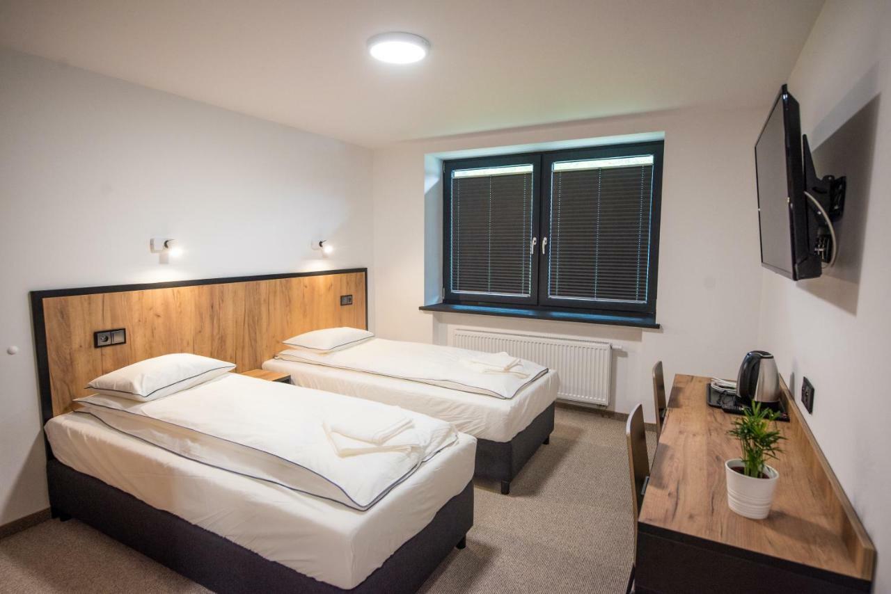 Sport Rooms Spała Eksteriør billede