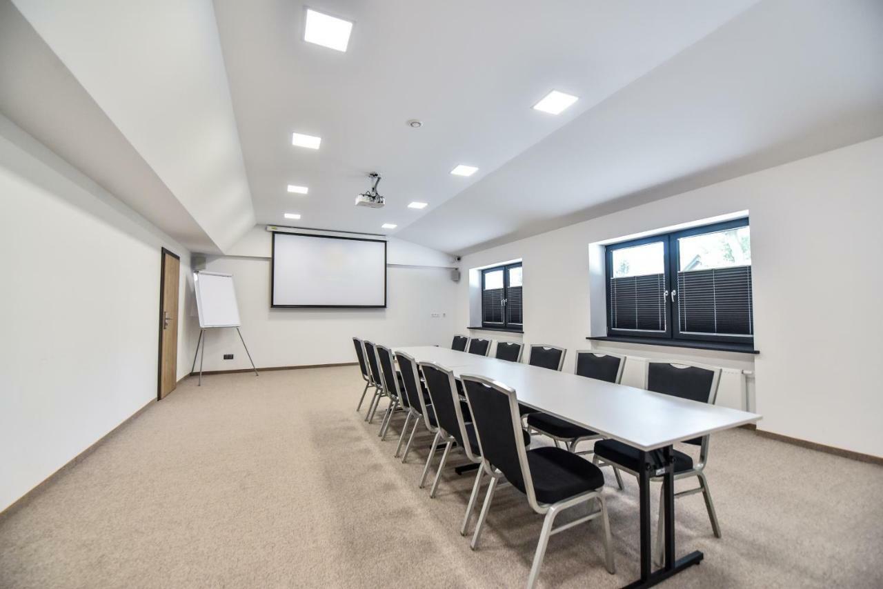 Sport Rooms Spała Eksteriør billede